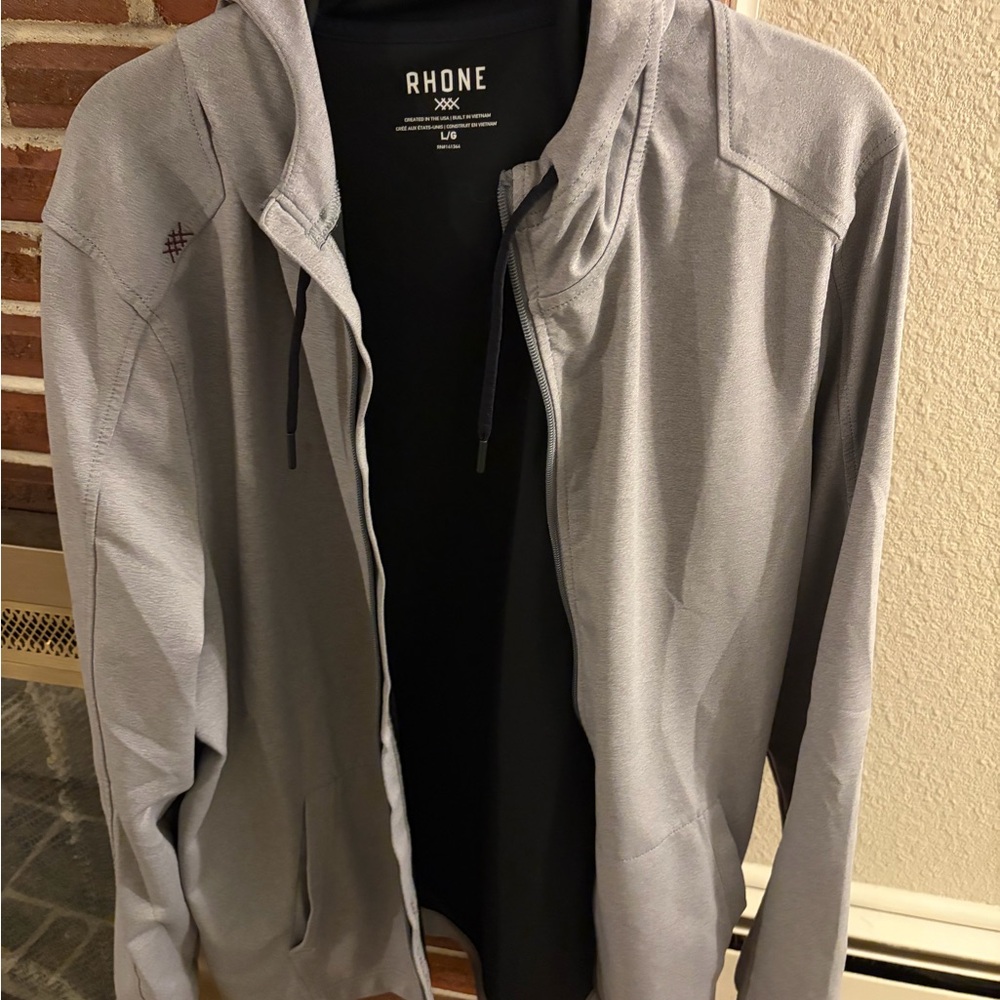 Rhone Light Gray Zip-Up performance Jacket